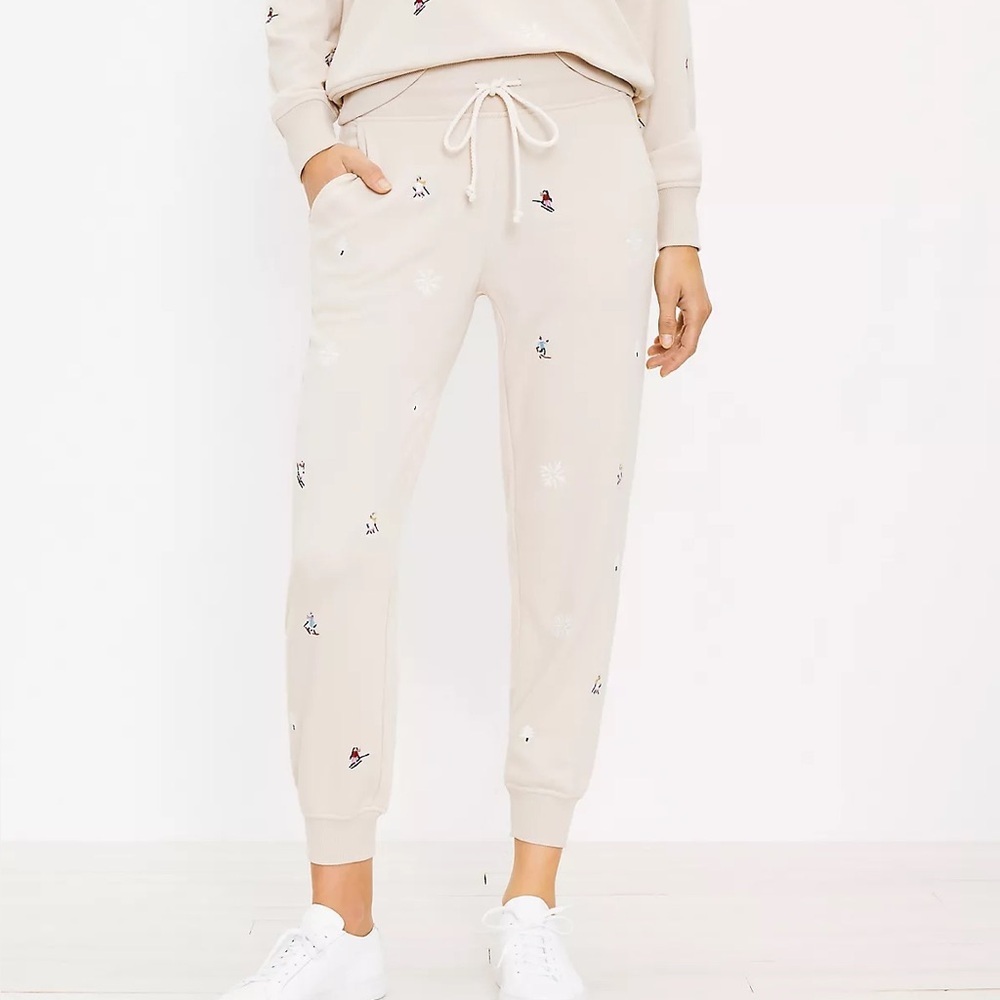 NWT Lou & Grey Tan Winter Pattern Embroidered Jogger Pants size XL